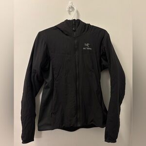 Arc’teryx Atom hoody, Size M